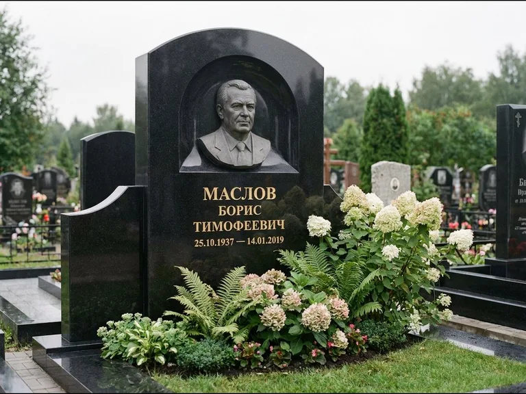 Памятник с барельефом — выполненная работа 11 в Новом Уренгое