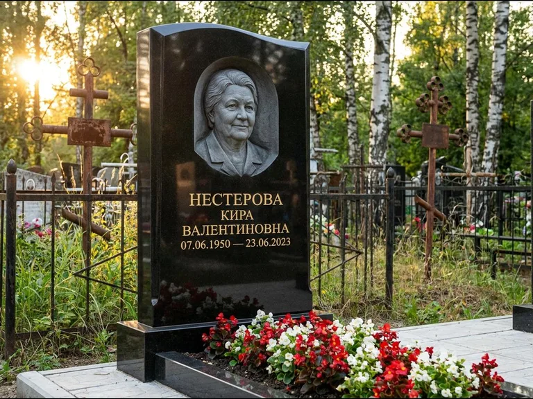 Памятник с барельефом — выполненная работа 24 в Новом Уренгое
