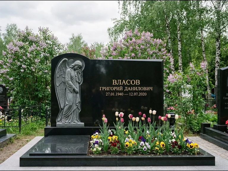 Памятник с барельефом — выполненная работа 3 в Новом Уренгое