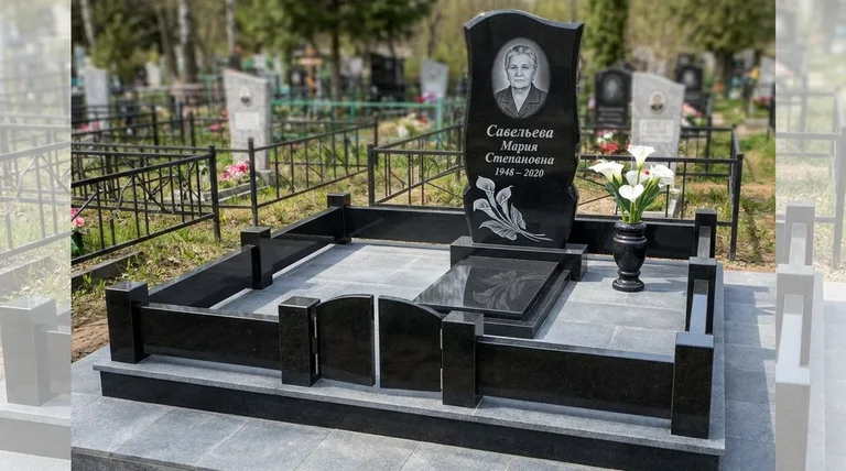 Памятник с гравировкой калл — выполненная работа «Савельева» в Новом Уренгое