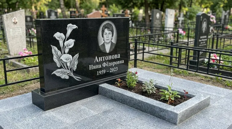 Памятник с гравировкой калл — выполненная работа «Антонова» в Новом Уренгое