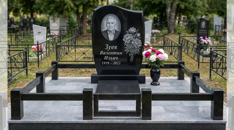 Памятник с гравировкой пионов — выполненная работа «Зуев» в Новом Уренгое