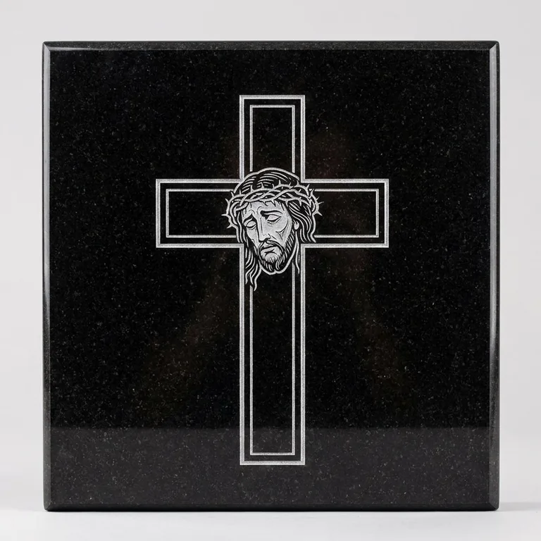 Крест с ликом Иисуса для гравировки на памятник в Новом Уренгое