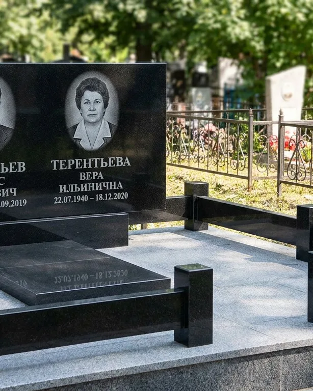 Премиум памятник под ключ с золочёной гравировкой в Новом Уренгое